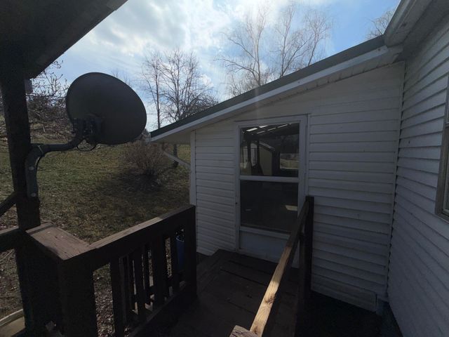 262 Lowe ST, Buchanan, VA 24066