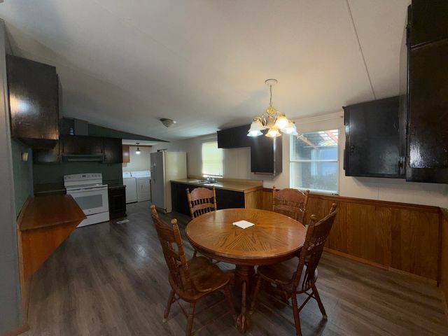 262 Lowe ST, Buchanan, VA 24066