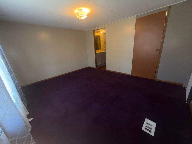 262 Lowe ST, Buchanan, VA 24066