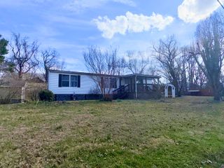 262 Lowe ST, Buchanan, VA 24066