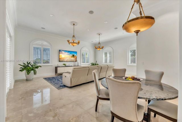 18611 SW 122nd Street, Miami, FL 33196
