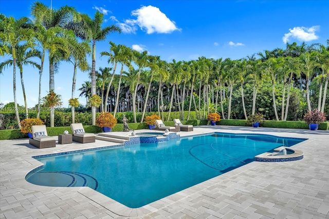 18611 SW 122nd Street, Miami, FL 33196