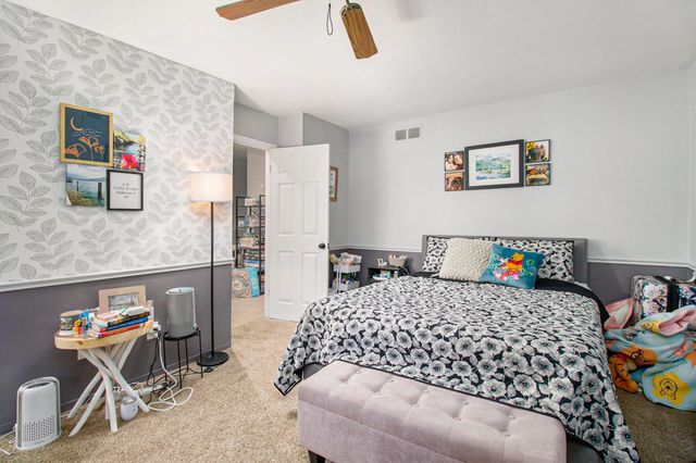 141 Selkirk Court, Kalamazoo, MI 49006