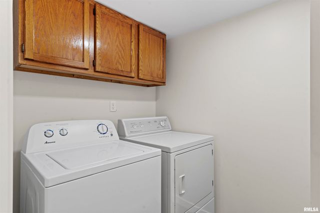 1501 43RD Street, Moline, IL 61265