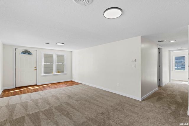 1501 43RD Street, Moline, IL 61265