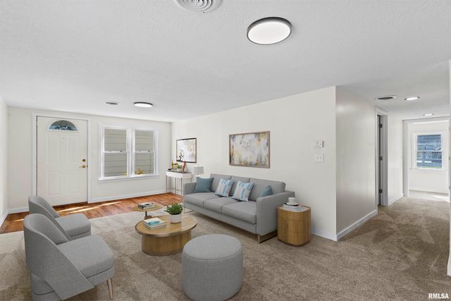 1501 43RD Street, Moline, IL 61265