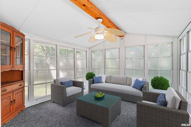 1501 43RD Street, Moline, IL 61265