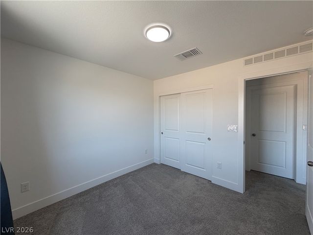 7346 Pioneer Way, Las Vegas, NV 89113