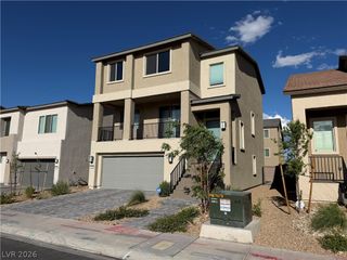 7346 Pioneer Way, Las Vegas, NV 89113