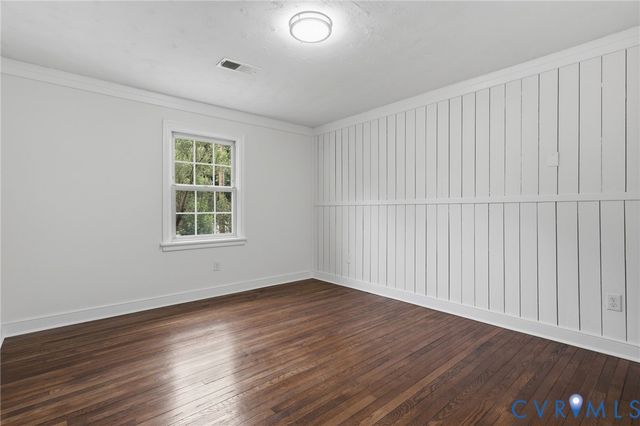 5641 N Chesterwood Dr, North Chesterfield, VA 23234
