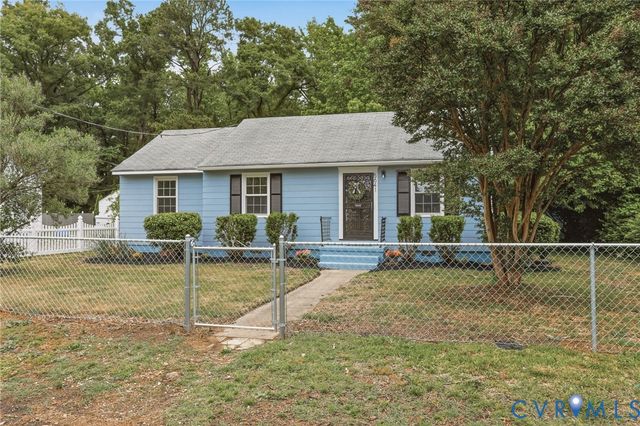 5641 N Chesterwood Dr, North Chesterfield, VA 23234