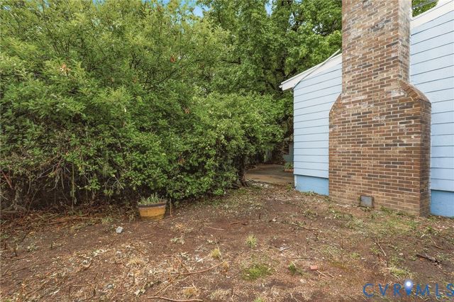 5641 N Chesterwood Dr, North Chesterfield, VA 23234