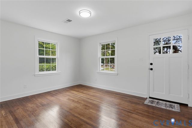 5641 N Chesterwood Dr, North Chesterfield, VA 23234