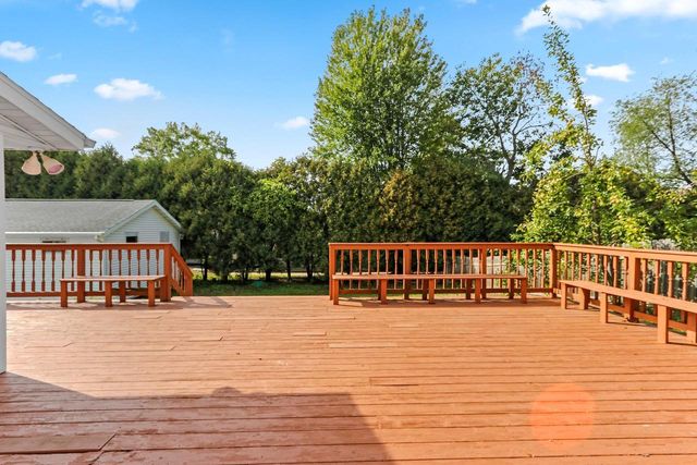 1498 PARKWAY DRIVE, Green Bay, WI 54304