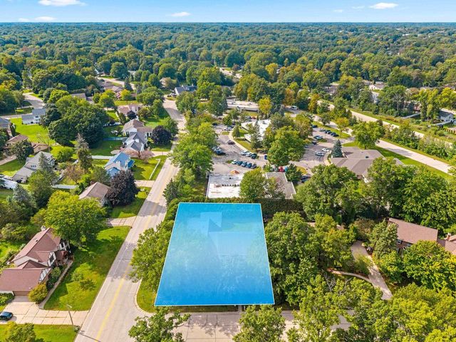 1498 PARKWAY DRIVE, Green Bay, WI 54304