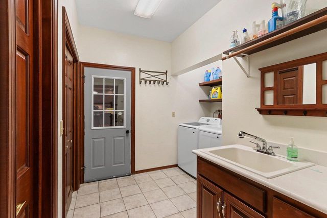 1498 PARKWAY DRIVE, Green Bay, WI 54304