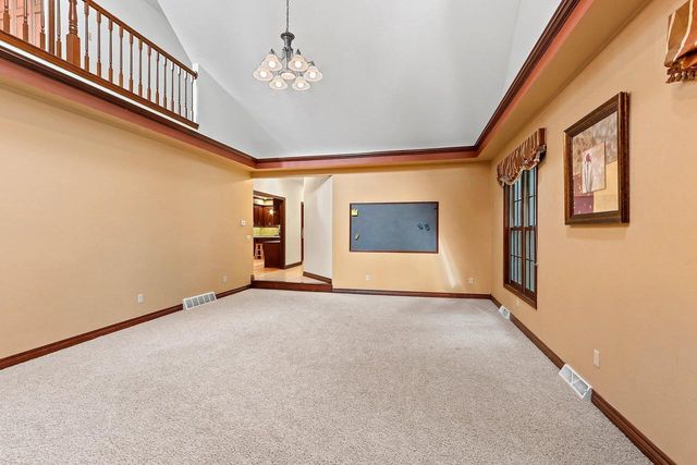 1498 PARKWAY DRIVE, Green Bay, WI 54304