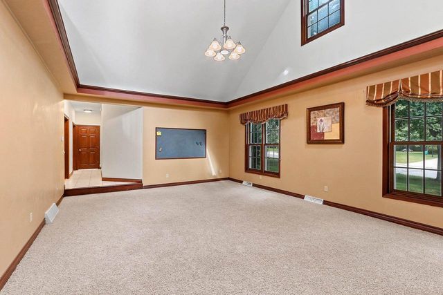 1498 PARKWAY DRIVE, Green Bay, WI 54304
