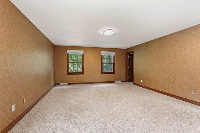 1498 PARKWAY DRIVE, Green Bay, WI 54304