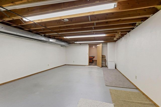1498 PARKWAY DRIVE, Green Bay, WI 54304