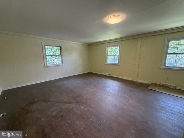 322 NICHOLSON RD, Mount Ephraim, NJ 08059