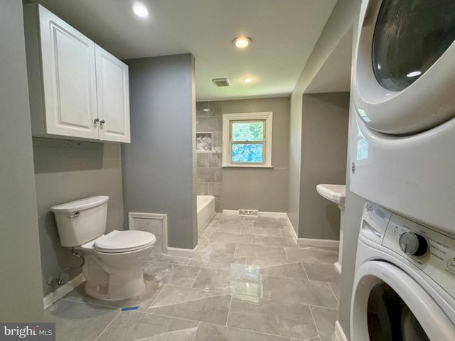 322 NICHOLSON RD, Mount Ephraim, NJ 08059