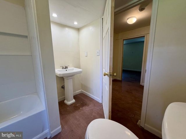 322 NICHOLSON RD, Mount Ephraim, NJ 08059