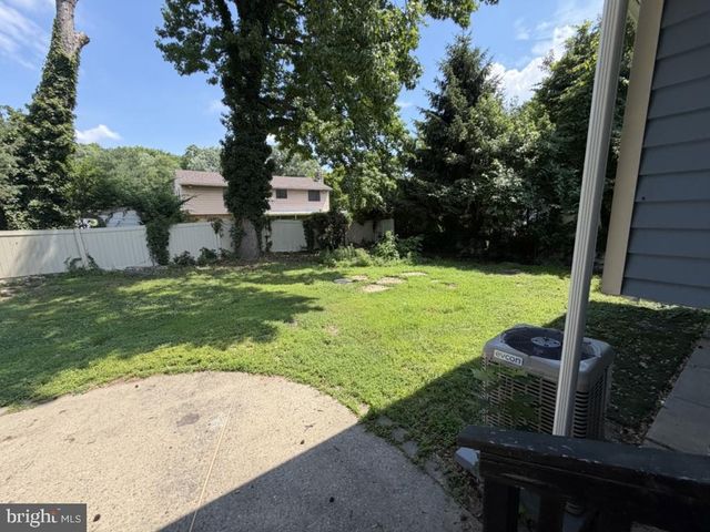 322 NICHOLSON RD, Mount Ephraim, NJ 08059