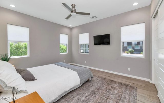 8142 E JAEGER Street, Mesa, AZ 85207