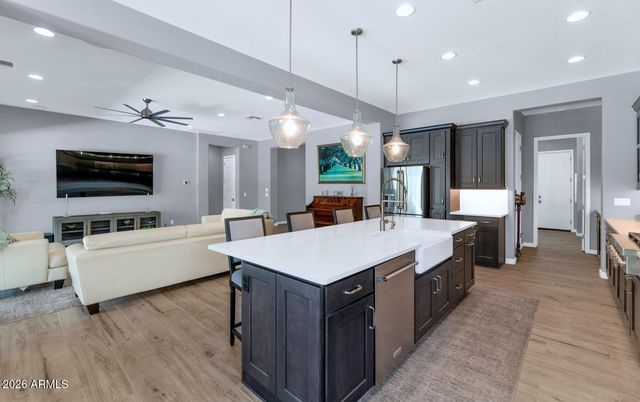 8142 E JAEGER Street, Mesa, AZ 85207