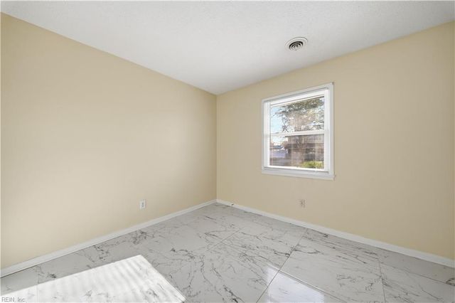 3868 William Penn BLVD, Virginia Beach, VA 23452