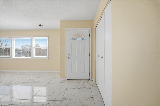 3868 William Penn BLVD, Virginia Beach, VA 23452