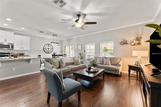 2849 MAPLE BROOK LOOP, Lutz, FL 33558