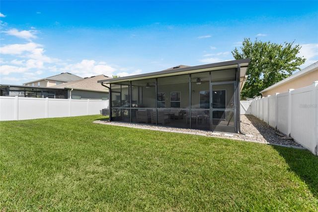 2849 MAPLE BROOK LOOP, Lutz, FL 33558