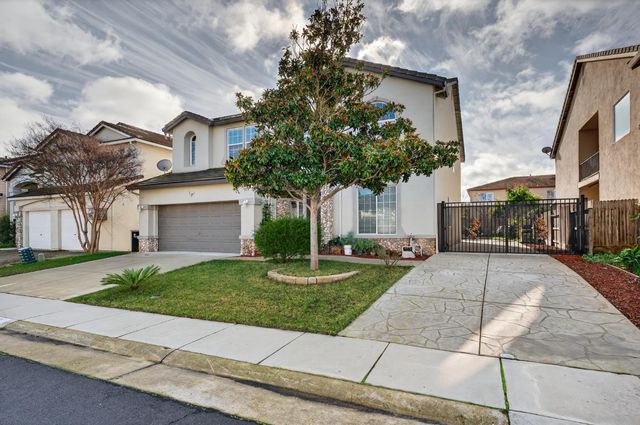 9479 Winding River Way, Elk Grove, CA 95624
