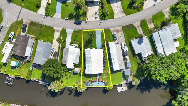 7639 SE Fork River Drive, Stuart, FL 34997