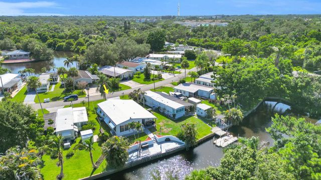 7639 SE Fork River Drive, Stuart, FL 34997
