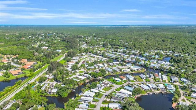 7639 SE Fork River Drive, Stuart, FL 34997