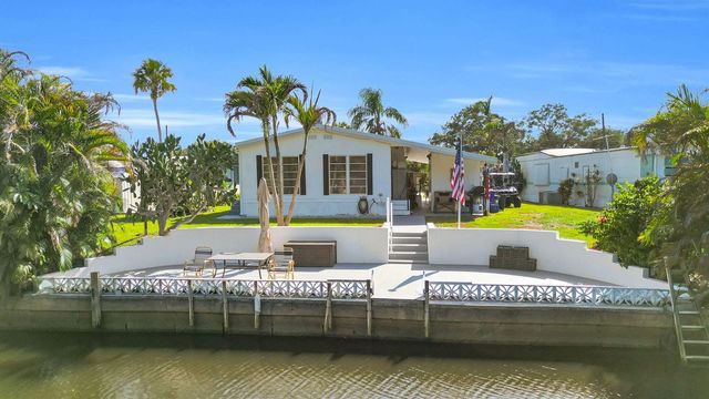 7639 SE Fork River Drive, Stuart, FL 34997