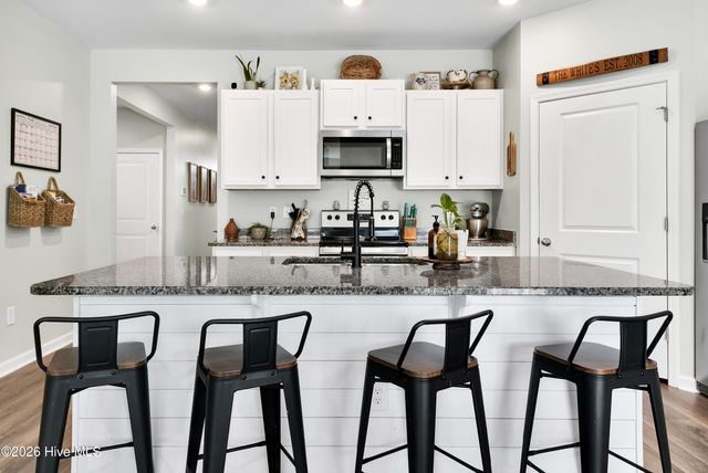 1528 Pleasant Hollow Court SE, Bolivia, NC 28422