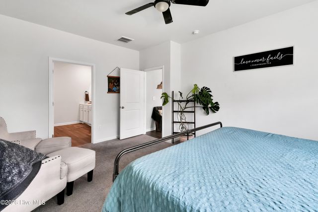 1528 Pleasant Hollow Court SE, Bolivia, NC 28422