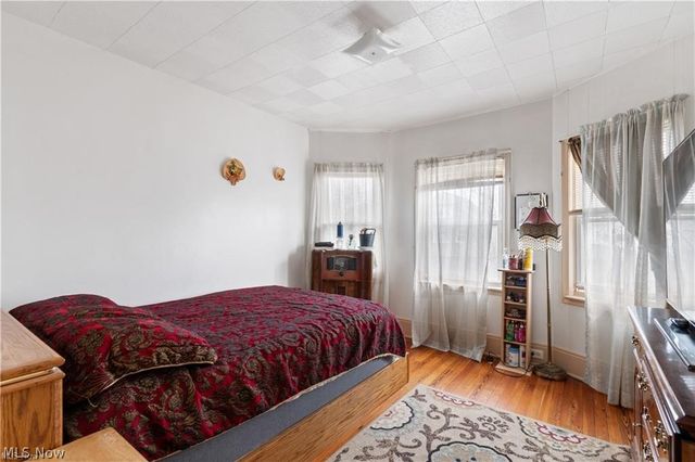 1544 Wyandotte Avenue, Lakewood, OH 44107