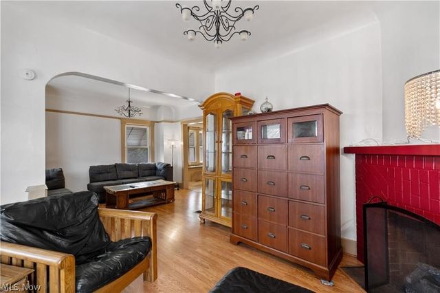 1544 Wyandotte Avenue, Lakewood, OH 44107