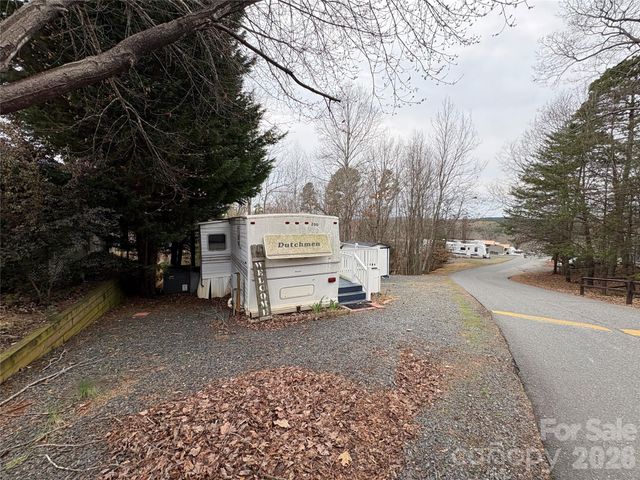 200 Badin View Road, New London, NC 28127