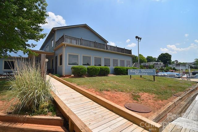 200 Badin View Road, New London, NC 28127
