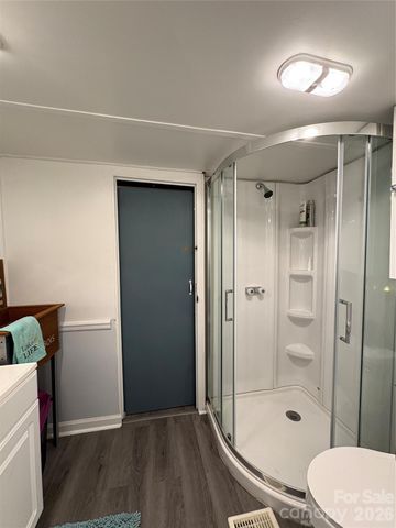 200 Badin View Road, New London, NC 28127