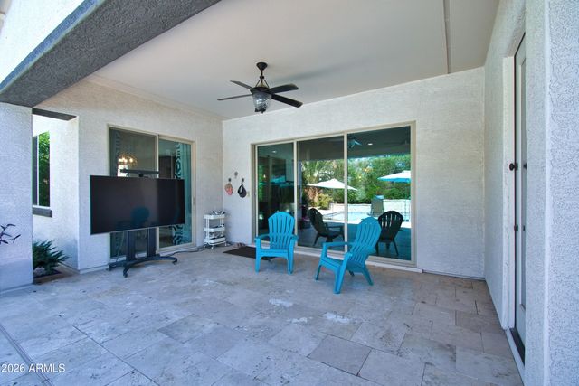 2880 E IRIS Drive, Chandler, AZ 85286