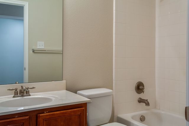4168 Kyndra Circle, Richardson, TX 75082