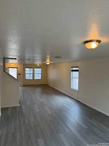 3819 Amber Hollow, San Antonio, TX 78245