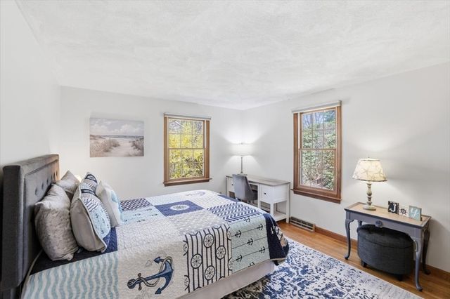 106 Pine Street, Yarmouth, MA 02675
